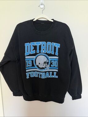 Black Detroit Football Graphic Crewneck Sweatshirt -Large